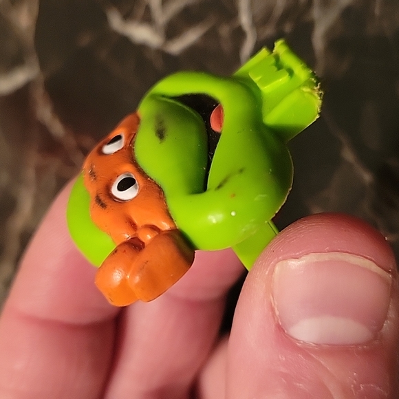 1990 Teenage Mutant Ninja Turtles TMNT 'Michaengelo Nabisco Cereal Premium Ring! - Picture 4 of 6